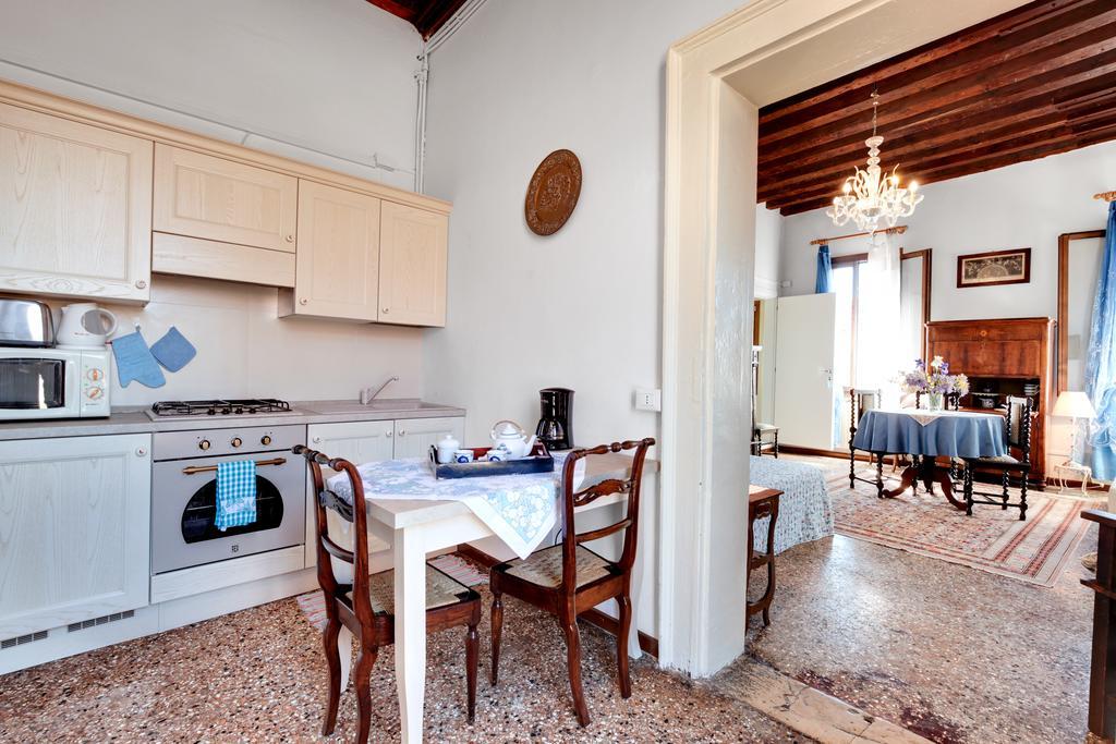 Ca' Badoer West Studio Venedig Exteriör bild