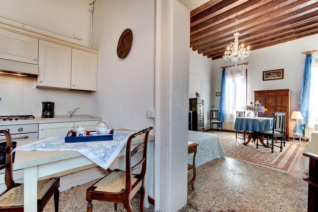 Ca' Badoer West Studio Venedig Exteriör bild